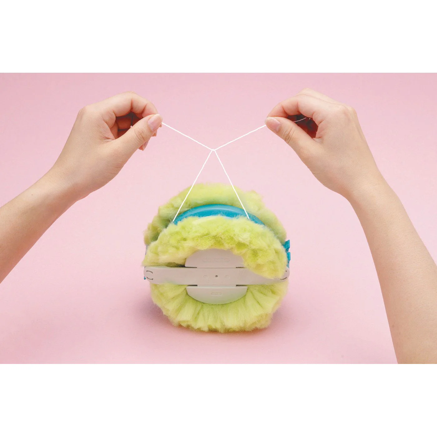 Pom-Pom Maker (Extra Large) - Image 6