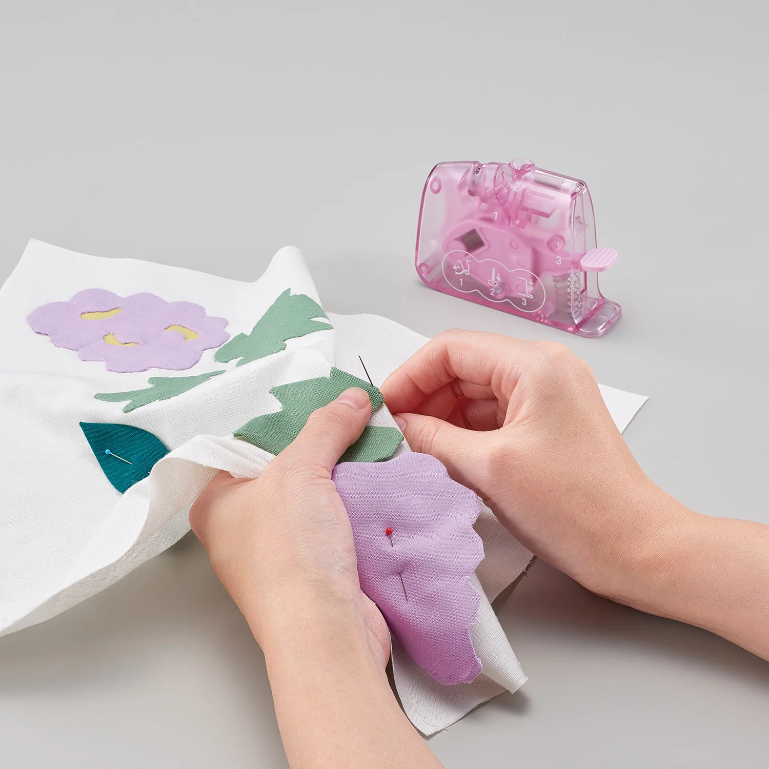 "Quick" Desk Needle Threader - Image 4